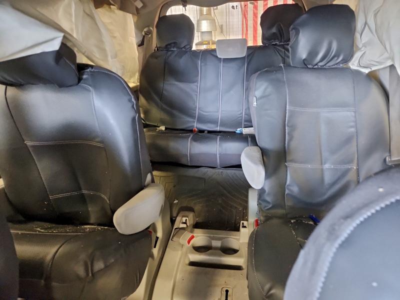 Photo 10 from auction – 2013 TOYOTA SIENNA LE with VIN 5TDKK3DC3DS397604