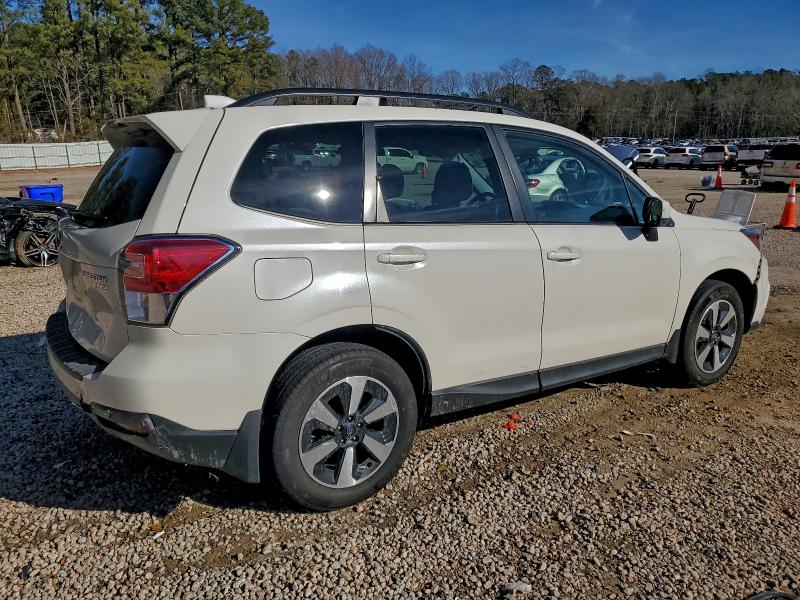 Photo 3 from auction – 2017 SUBARU FORESTER 2 with VIN JF2SJAGC3HH589250