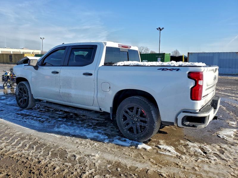 Photo 2 from auction – 2021 CHEVROLET SILVERADO with VIN 1GCUYEED3MZ397806