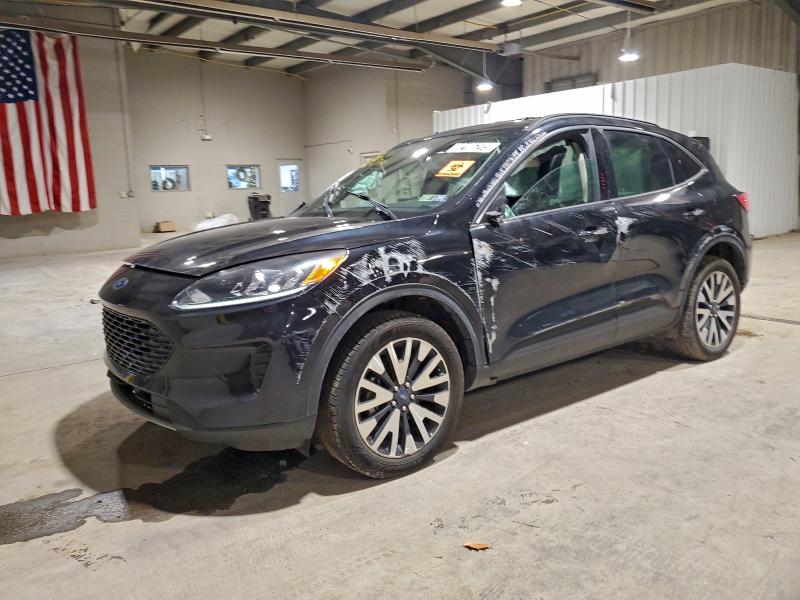 FORD ESCAPE SE 2020 with VIN 1FMCU9BZ2LUB13460 - Photo from auction