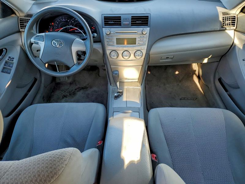 Zdjęcie 8 z aukcji – 2011 TOYOTA CAMRY z VIN 4T1BF3EK5BU676910