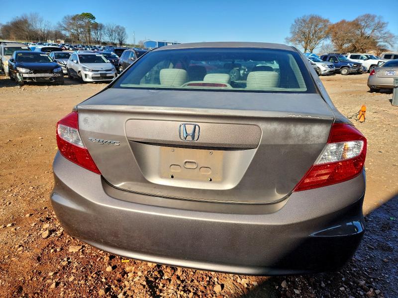 Photo 6 from auction – 2012 HONDA CIVIC LX with VIN 2HGFB2F53CH529317