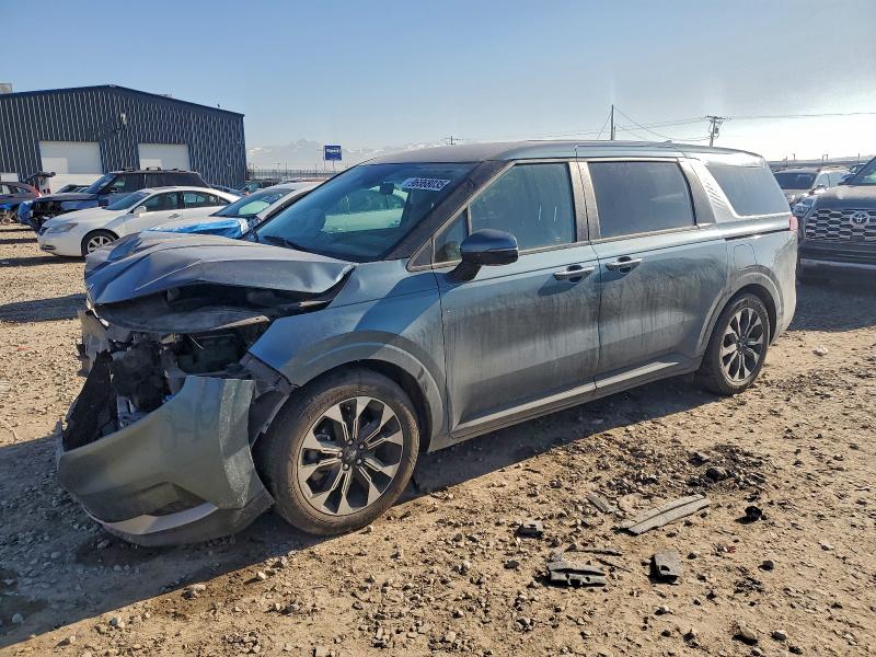 KIA CARNIVAL E 2022 with VIN KNDNC5H36N6187502 - Photo from auction