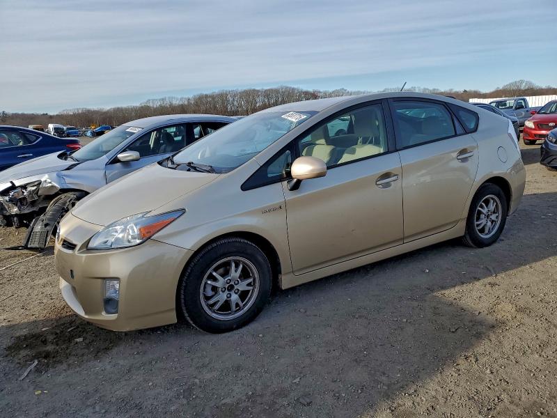 TOYOTA PRIUS 2011 z numerem VIN JTDKN3DU8B1422569 - Zdjęcie z aukcji