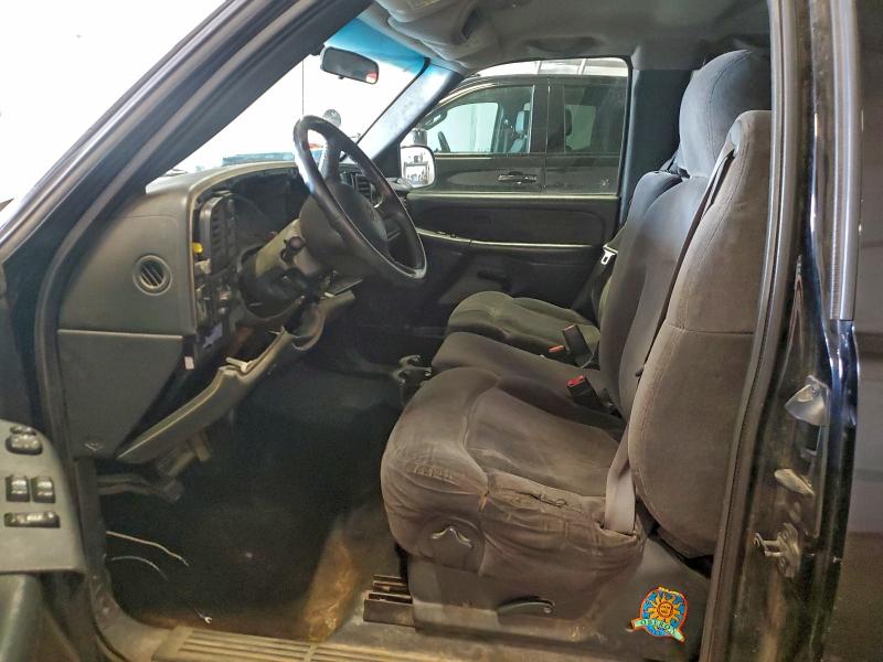 Photo 7 from auction – 2002 CHEVROLET SILVERADO with VIN 2GCEK19T321360115