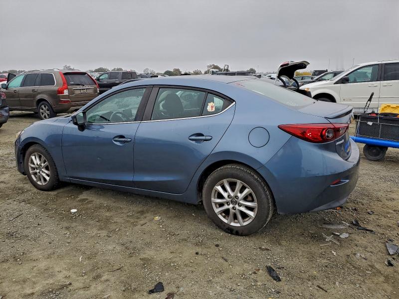 Photo 2 from auction – 2015 MAZDA 3 TOURING with VIN 3MZBM1V72FM136335