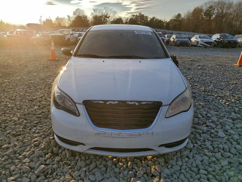Photo 5 from auction – 2013 CHRYSLER 200 with VIN 1C3CCBBB5DN729221