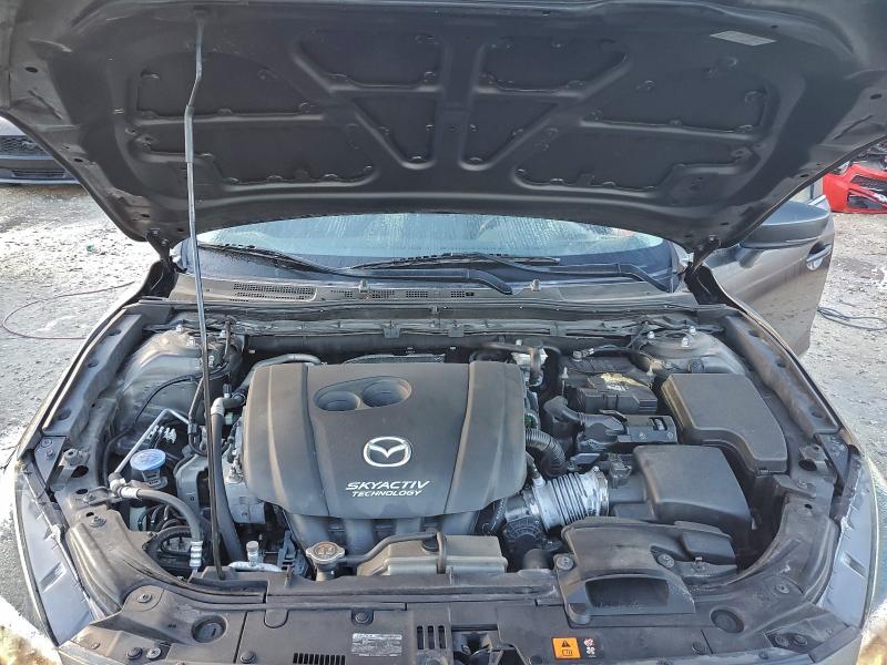 Photo 11 from auction – 2018 MAZDA 3 TOURING with VIN 3MZBN1V35JM244693