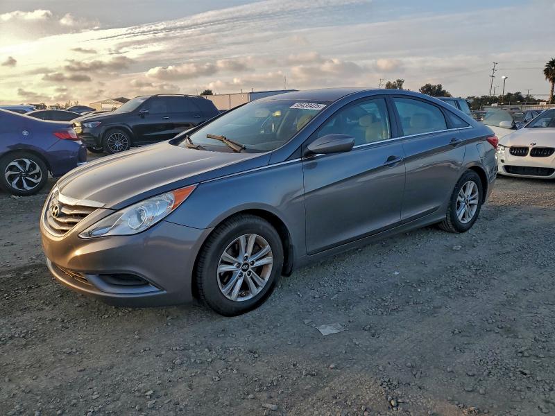 Photo 1 from auction – 2013 HYUNDAI SONATA GLS with VIN 5NPEB4AC0DH647510