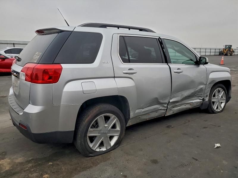 Photo 3 from auction – 2010 GMC TERRAIN SL with VIN 2CTALFEW7A6274871