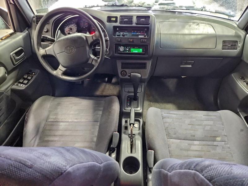 Photo 8 from auction – 1997 TOYOTA RAV4 with VIN JT3HP10V1V0127710