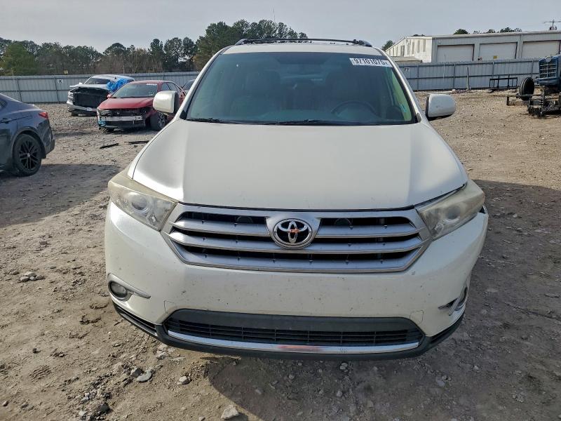 Photo 5 from auction – 2013 TOYOTA HIGHLANDER with VIN 5TDYK3EH2DS113299