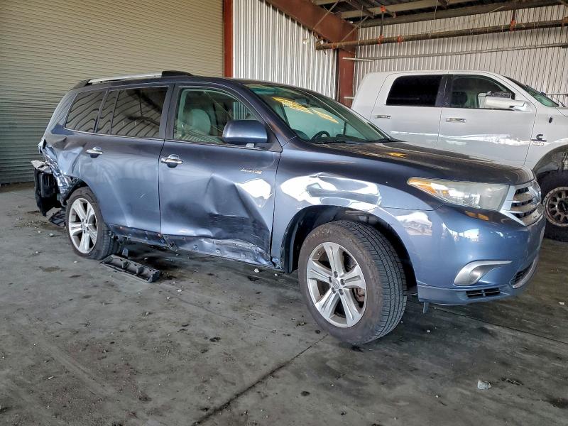 Photo 4 from auction – 2011 TOYOTA HIGHLANDER with VIN 5TDDK3EH8BS080983