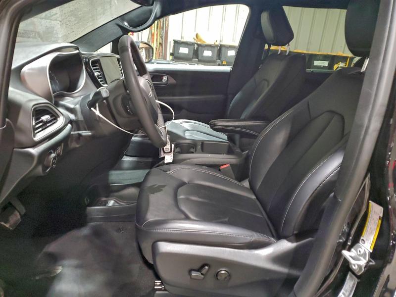 Photo 7 from auction – 2025 CHRYSLER PACIFICA S with VIN 2C4RC1BG9SR561112