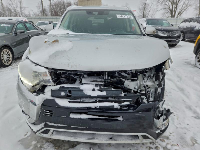 Photo 5 from auction – 2020 MITSUBISHI OUTLANDER with VIN JA4AD3A38LZ016461