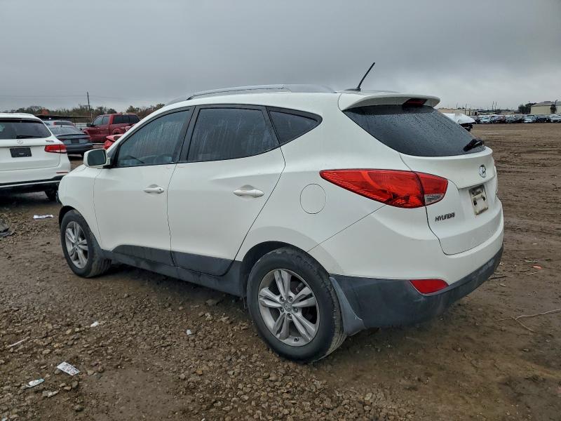 Photo 2 from auction – 2011 HYUNDAI TUCSON GLS with VIN KM8JU3AC5BU125585