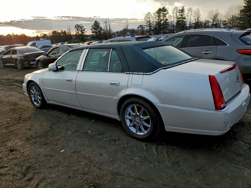 Photo 2 from auction – 2011 CADILLAC DTS LUXURY with VIN 1G6KD5E6XBU122855
