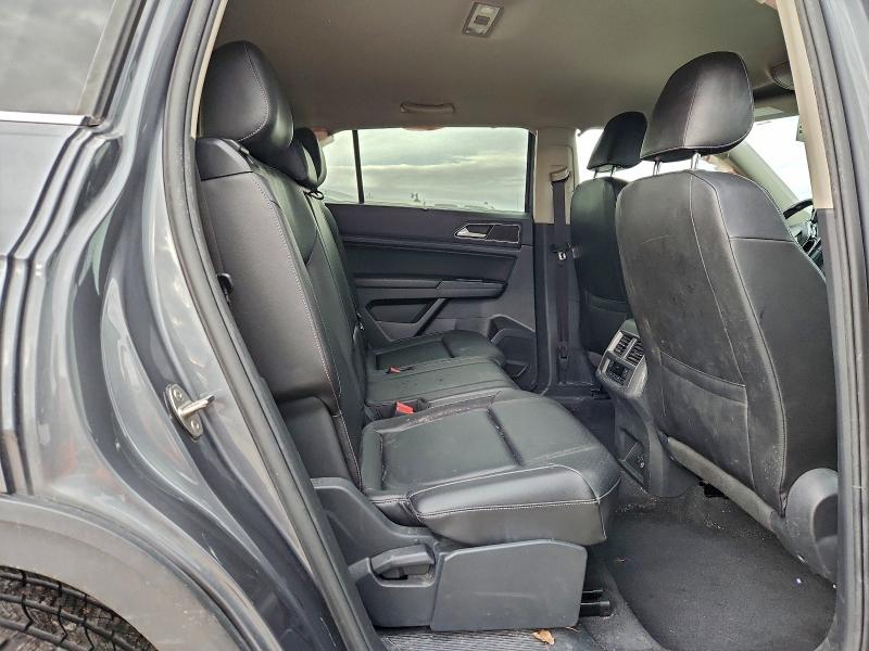 Photo 10 from auction – 2018 VOLKSWAGEN ATLAS SE with VIN 1V2LR2CA3JC549533