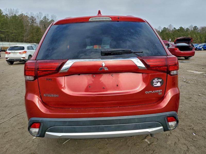 Photo 6 from auction – 2018 MITSUBISHI OUTLANDER with VIN JA4AD3A39JZ014120