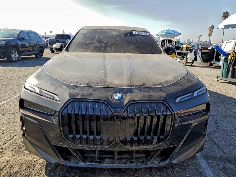 Photo 5 from auction – 2024 BMW 740 with VIN WBA23EH05RCS25914
