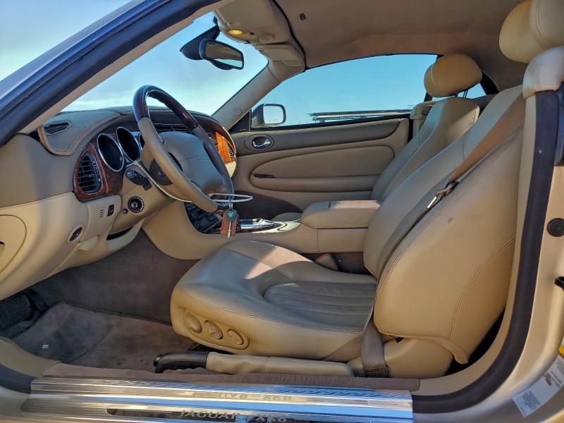 Photo 7 from auction – 2004 JAGUAR XK8 with VIN SAJDA42C242A38924