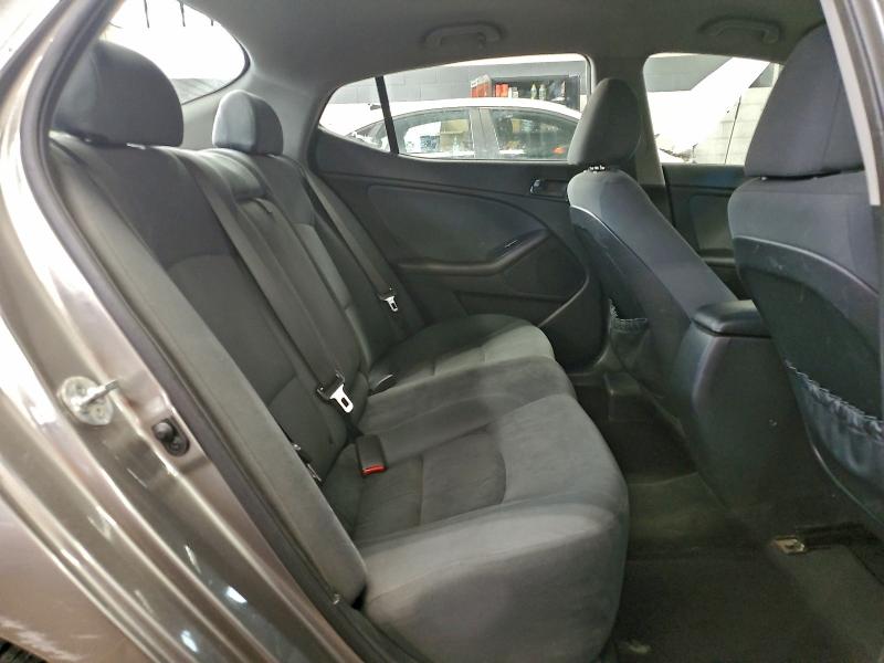 Photo 10 from auction – 2015 KIA OPTIMA LX with VIN 5XXGM4A74FG489676