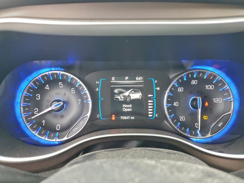 Photo 9 from auction – 2017 CHRYSLER PACIFICA with VIN 2C4RC1BG7HR543023
