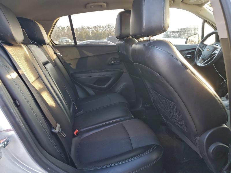 Photo 11 from auction – 2015 CHEVROLET TRAX 1LT with VIN KL7CJLSB7FB177374
