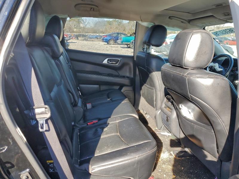 Photo 11 from auction – 2017 NISSAN PATHFINDER with VIN 5N1DR2MN0HC680710