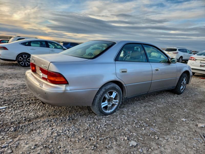 Photo 3 from auction – 1999 LEXUS ES 300 with VIN JT8BF28G0X5058397