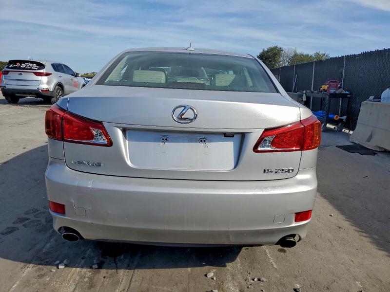 Photo 6 from auction – 2010 LEXUS IS 250 with VIN JTHBF5C28A5109018