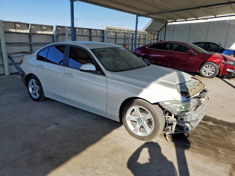 Фото 4 с аукциона – 2015 BMW 320 I с VIN WBA3B1G59FNT05925