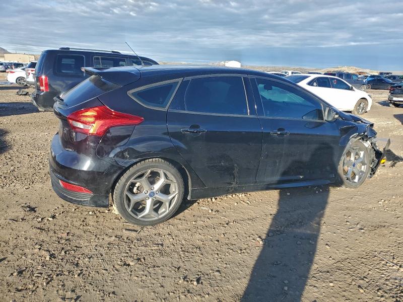 Photo 3 from auction – 2016 FORD FOCUS ST with VIN 1FADP3L90GL337212