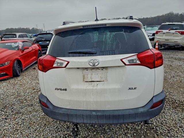 Photo 6 from auction – 2015 TOYOTA RAV4 XLE with VIN 2T3WFREV0FW176536