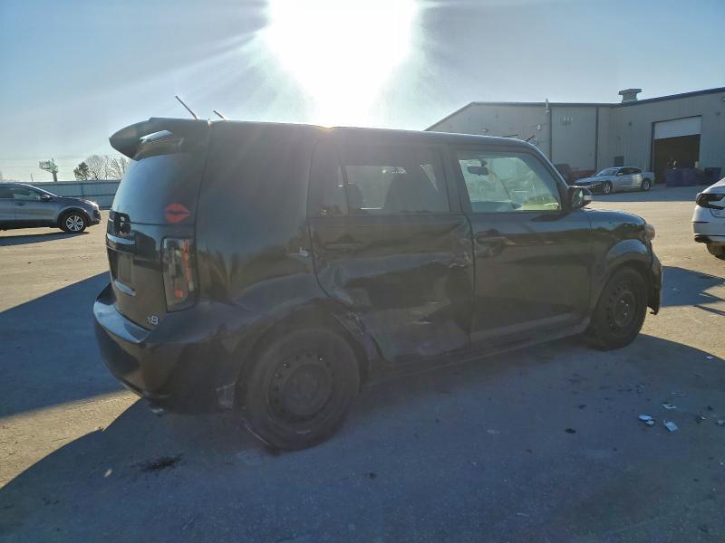Photo 3 from auction – 2008 TOYOTA SCION XB with VIN JTLKE50E081007396