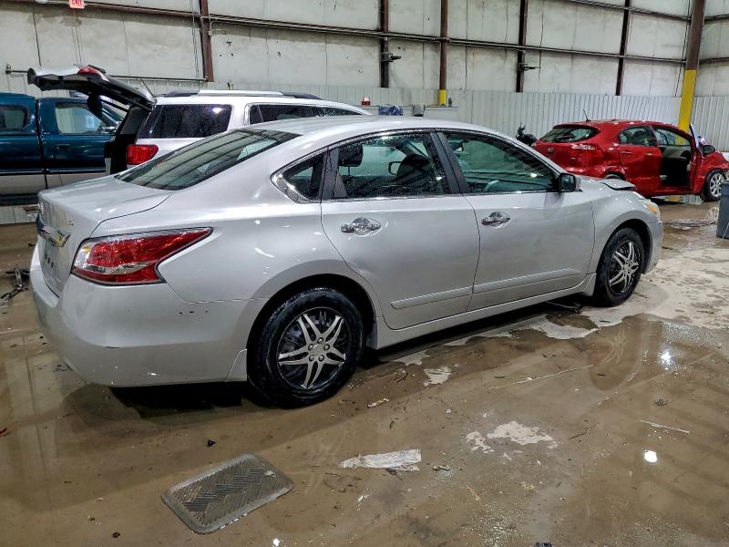 Photo 3 from auction – 2015 NISSAN ALTIMA 2.5 with VIN 1N4AL3AP6FC477912