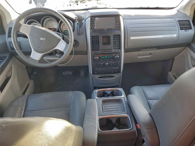 Photo 8 from auction – 2008 DODGE GRAND CARA with VIN 2D8HN54XX8R645282