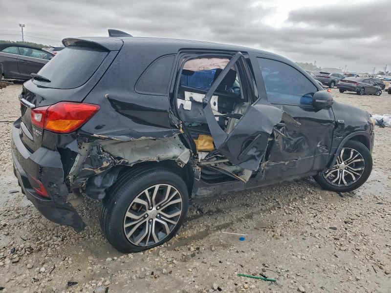Photo 3 from auction – 2018 MITSUBISHI OUTLANDER with VIN JA4AP3AU4JU021120
