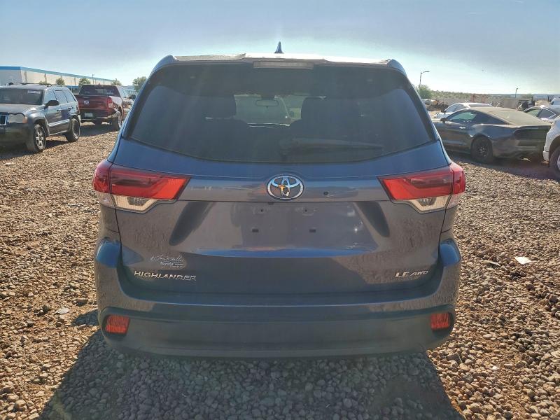 Photo 6 from auction – 2018 TOYOTA HIGHLANDER with VIN 5TDBZRFH2JS810387