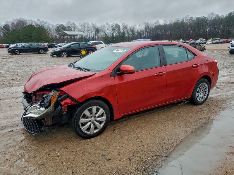 TOYOTA COROLLA 2014 z numerem VIN 5YFBURHE5EP115854 - Zdjęcie z aukcji