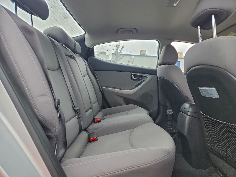 Photo 10 from auction – 2016 HYUNDAI ELANTRA with VIN KMHDH4AE8GU542988