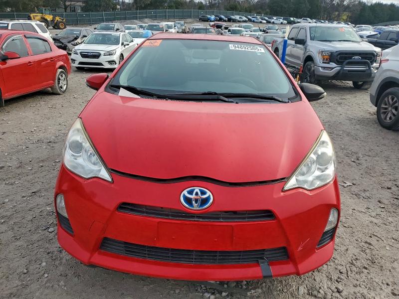 Photo 5 from auction – 2014 TOYOTA PRIUS C with VIN JTDKDTB33E1562322