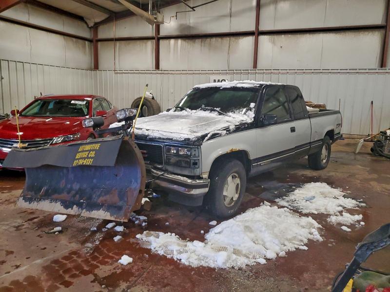 GMC SIERRA K15 1997 with VIN 1GTEK19R7VE530855 - Photo from auction