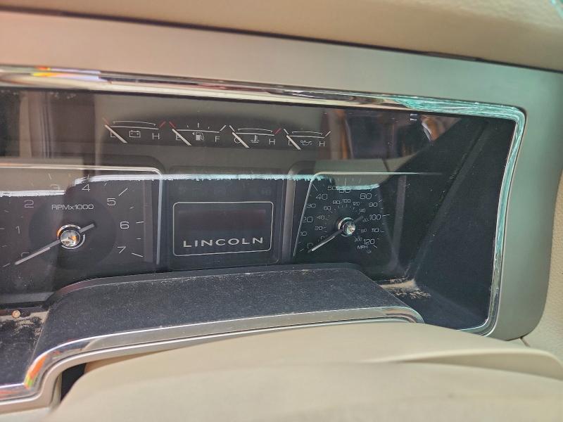 Photo 9 from auction – 2010 LINCOLN NAVIGATOR with VIN 5LMJJ3H56AEJ03455