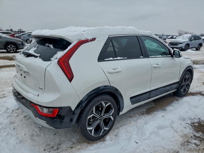 Photo 3 from auction – 2023 KIA NIRO EX with VIN KNDCR3LE9P5037766