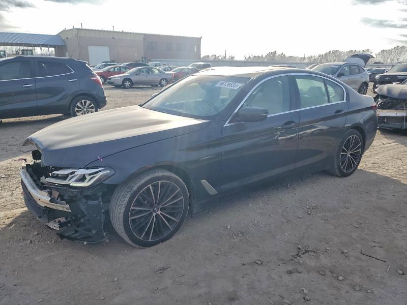 BMW 530 2022 with VIN WBA53BH02NWX54385 - Photo from auction