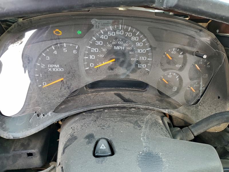 Photo 9 from auction – 2004 CHEVROLET TAHOE with VIN 1GNEC13Z24R232136