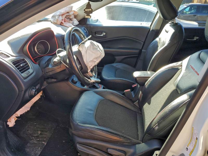 Foto 7 de la subasta – 2018 JEEP COMPASS TR con VIN 3C4NJDDBXJT174619