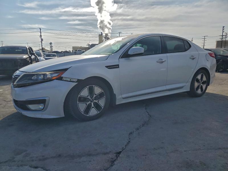 KIA OPTIMA HYB 2012 with VIN KNAGM4AD9C5024832 - Photo from auction