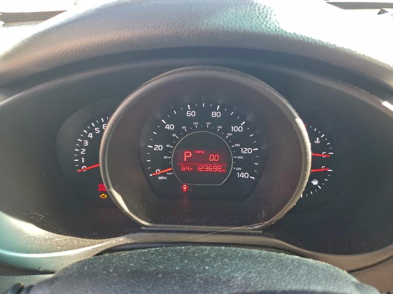 Photo 9 from auction – 2015 KIA SOUL with VIN KNDJN2A23F7111854